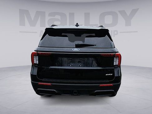 Certified 2025 Ford Explorer ST-Line image 4
