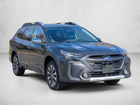 Used 2024 Subaru Outback Touring XT image 3