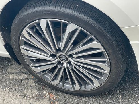 Certified 2024 Nissan Altima 2.5 SL AWD/4WD image 32