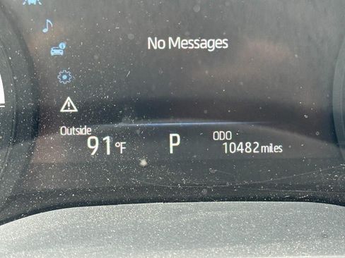 Used 2026 Toyota Sienna LE FWD image 27