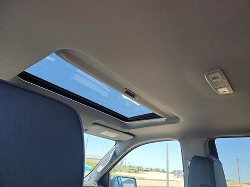 Used 2023 GMC Sierra 1500 Denali w/ Technology Package AWD/4WD image 21