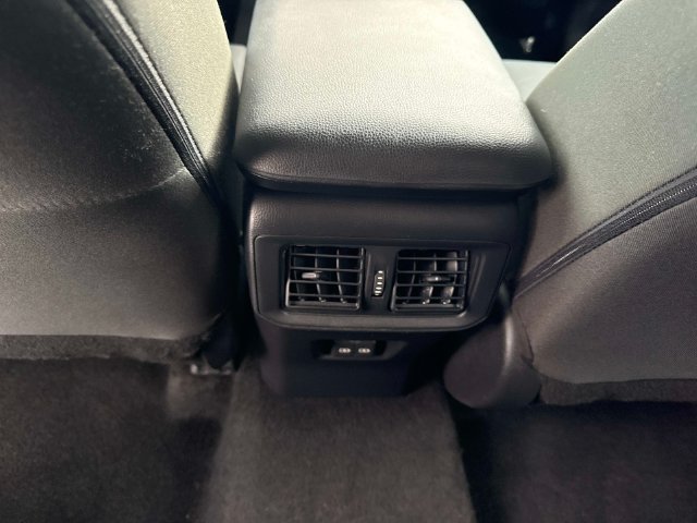 Used 2025 Toyota RAV4 XLE FWD image 14