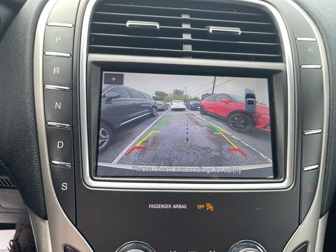 Used 2020 Lincoln Nautilus Premier w/ Equipment Group 101A image 22