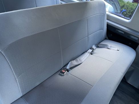 Used 2007 Ford E-350 and Econoline 350 XL image 29