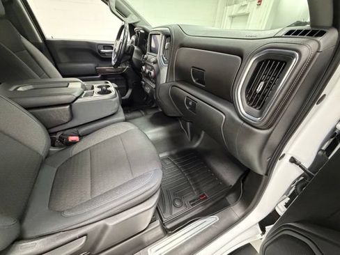 Certified 2019 Chevrolet Silverado 1500 LT Trail Boss w/ Convenience Package AWD/4WD image 26