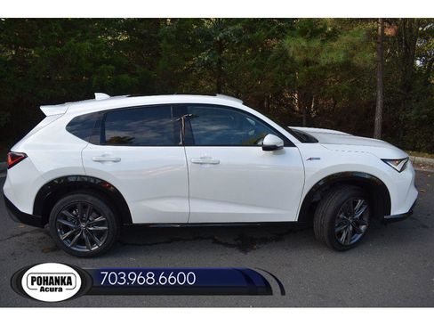 New 2025 Acura ADX A-Spec image 12