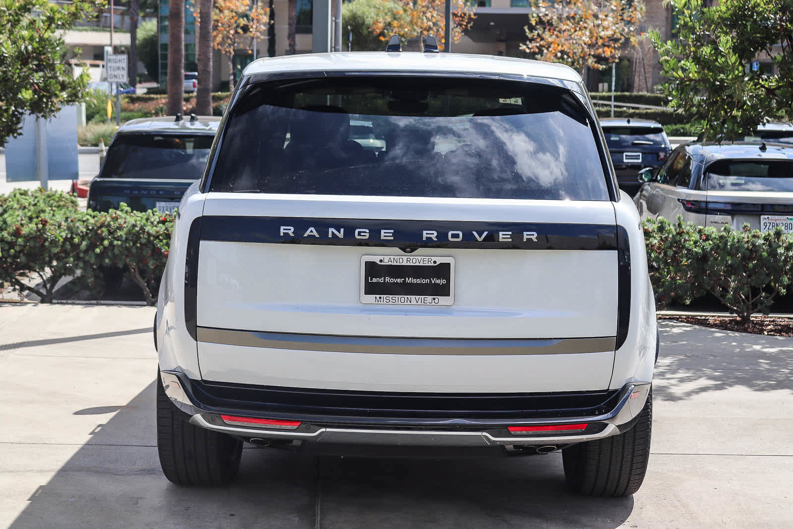 Certified 2026 Land Rover Range Rover SE AWD/4WD image 5