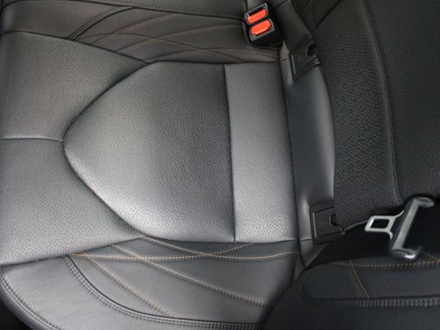 Used 2022 Toyota Avalon Limited w/ Advanced Safety Package image 17