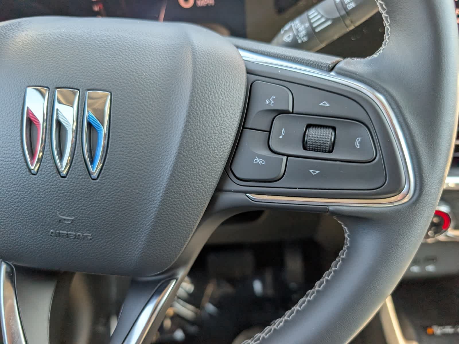 Certified 2024 Buick Encore GX Preferred w/ Advanced Technology Package FWD image 22