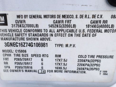 Used 2004 Chevrolet Suburban LT w/ Preferred Equipment Group image 17