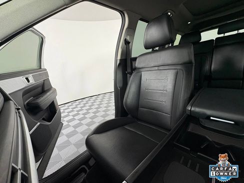 Used 2025 Hyundai Santa Fe Limited AWD/4WD image 17