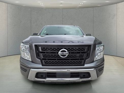 Used 2021 Nissan Titan SV RWD image 8