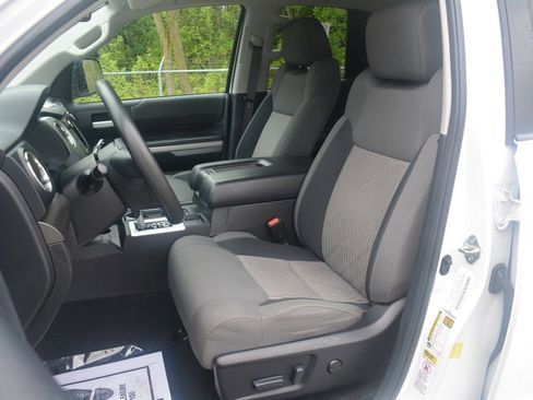 Used 2014 Toyota Tundra SR5 w/ TRD Off Road Package AWD/4WD image 9