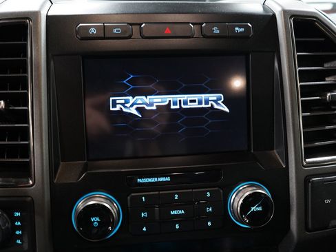 Used 2019 Ford F150 Raptor w/ Equipment Group 802A Luxury AWD/4WD image 27