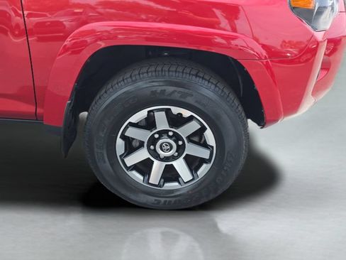 Used 2022 Toyota 4Runner TRD Off-Road AWD/4WD image 14