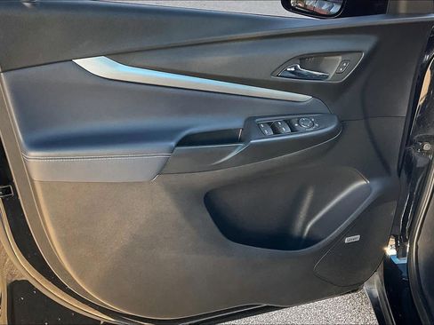 Used 2022 Chevrolet Bolt EUV Premier w/ Sun & Sound Package image 22