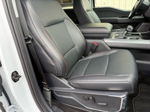 Used 2022 Ford F150 Lariat image 7