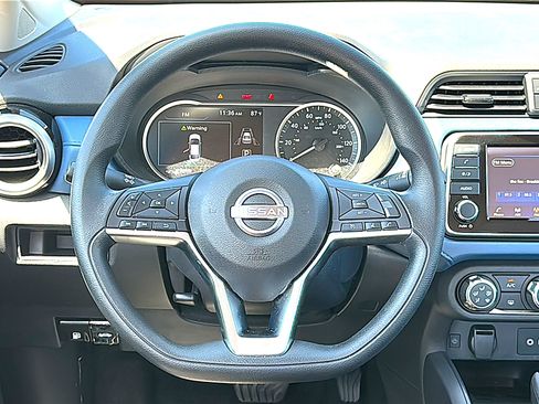 Used 2025 Nissan Versa SV w/ Trunk Package FWD image 21