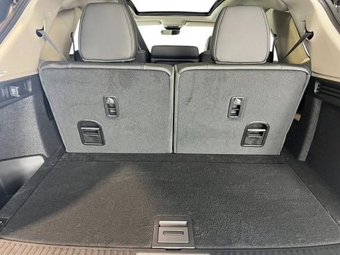 New 2026 Acura MDX SH-AWD image 35