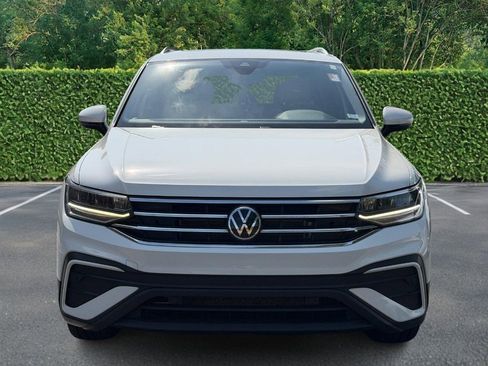 Used 2022 Volkswagen Tiguan SE AWD/4WD image 8