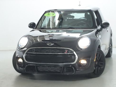 Used 2018 MINI Cooper S FWD image 4