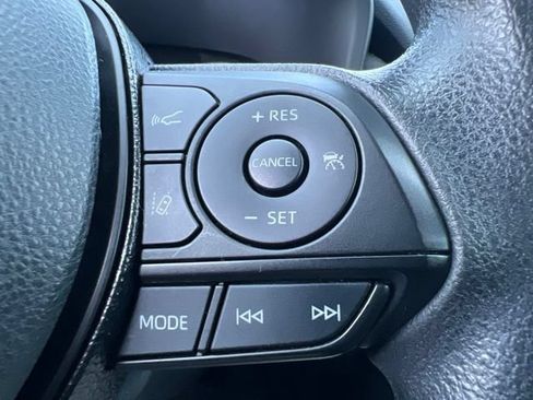 Used 2021 Toyota RAV4 XLE w/ Carpet Mat Package (TMS) AWD/4WD image 23