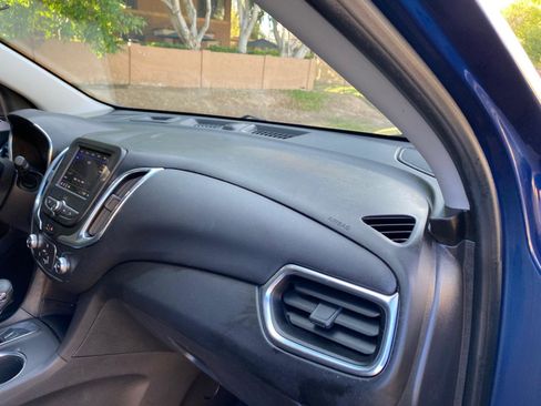 Used 2023 Chevrolet Equinox LT image 54