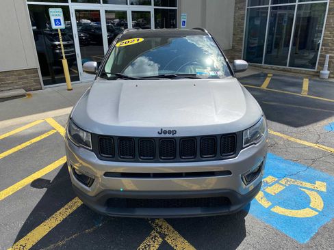 Used 2021 Jeep Compass Latitude AWD/4WD image 10