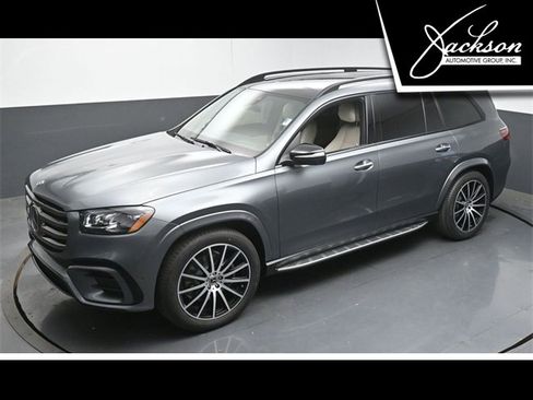 Used 2025 Mercedes-Benz GLS 450 4MATIC image 45