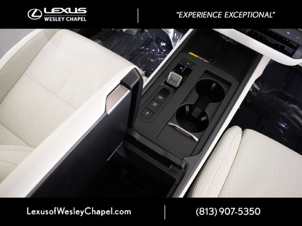 Certified 2026 Lexus ES 350e w/ Convenience Package FWD image 21