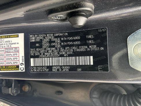 Used 2018 Toyota 4Runner Limited AWD/4WD image 37