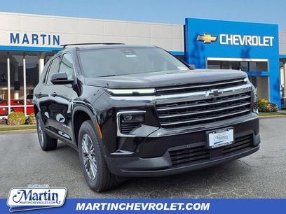 New 2025 Chevrolet Traverse LT w/ Enhanced Driving Package