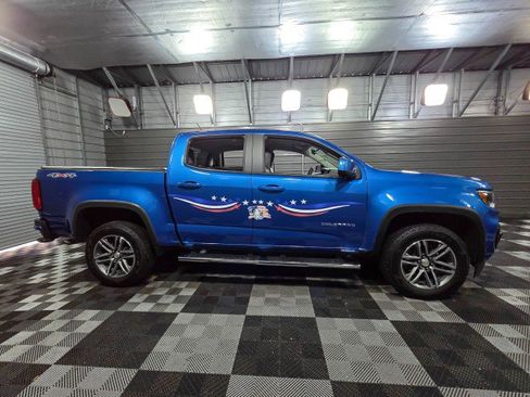Used 2022 Chevrolet Colorado W/T w/ Custom Special Edition image 9