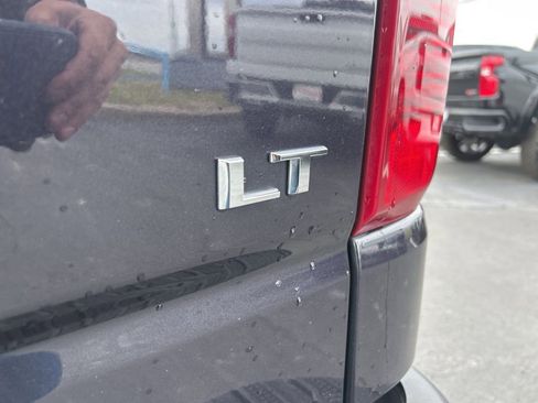 Used 2022 Chevrolet Silverado 1500 LT w/ Z71 Off-Road Package image 13