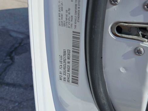 Used 2024 RAM 2500 Big Horn w/ Off Road Package image 25