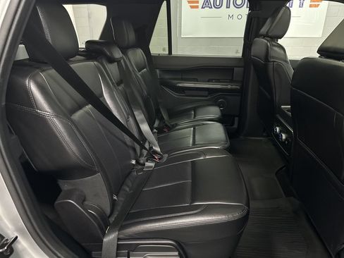 Used 2021 Ford Expedition XLT AWD/4WD image 20