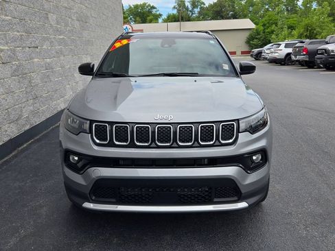 Used 2023 Jeep Compass Limited AWD/4WD image 8