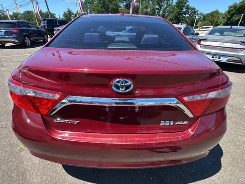 Used 2017 Toyota Camry XLE FWD image 6