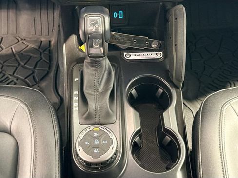 Used 2024 Ford Bronco Everglades AWD/4WD image 14