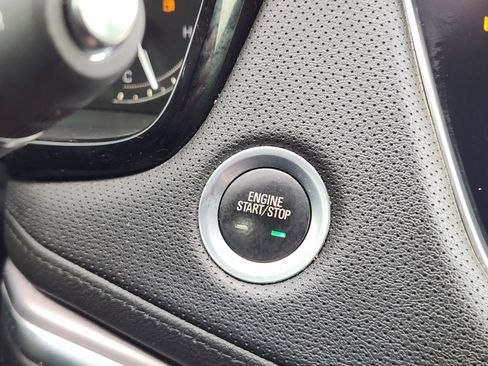 Used 2018 Cadillac XT5 Premium Luxury image 26