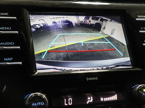 Certified 2020 Toyota Camry SE FWD image 23