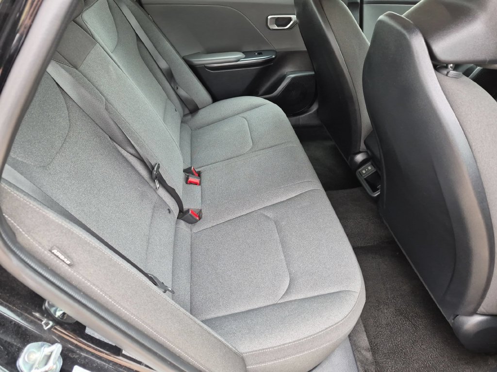 Used 2025 Kia K4 FWD image 29