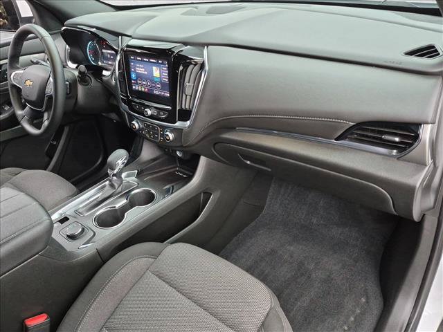 Used 2023 Chevrolet Traverse LT FWD image 17