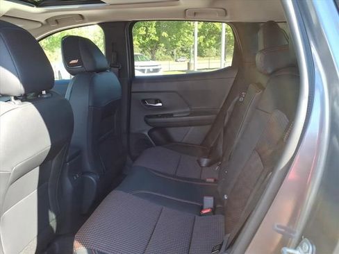 New 2026 Nissan Kicks SR w/ SR Premium Package FWD image 7