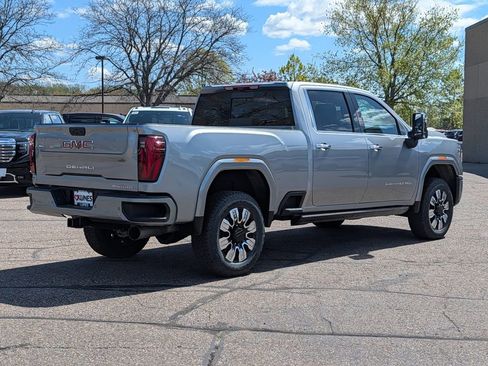 New 2026 GMC Sierra 3500 Denali w/ Denali Reserve Package AWD/4WD image 17