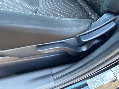 Used 2016 Mitsubishi Outlander Sport ES FWD image 16