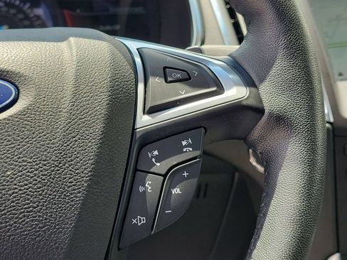 Used 2018 Ford Edge Titanium w/ Equipment Group 302A FWD image 31