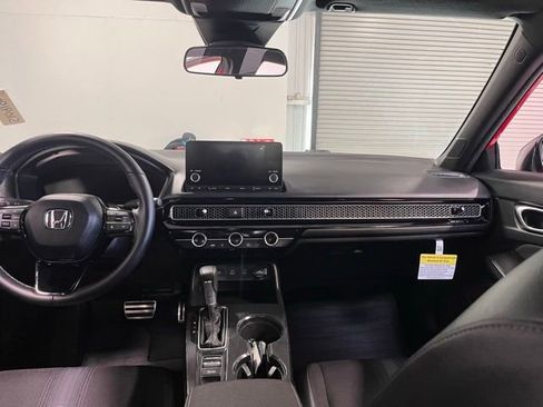 Used 2025 Honda Civic Sport image 20