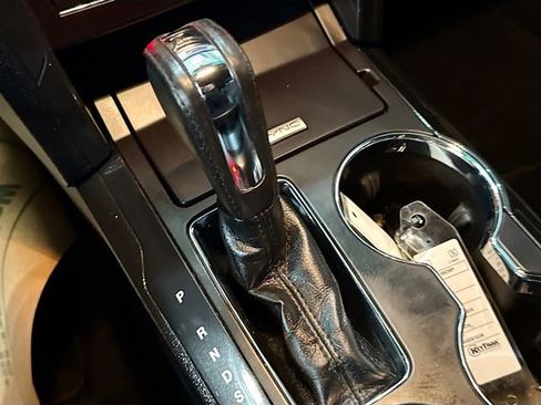 Used 2016 Ford Explorer XLT w/ Equipment Group 202A image 17