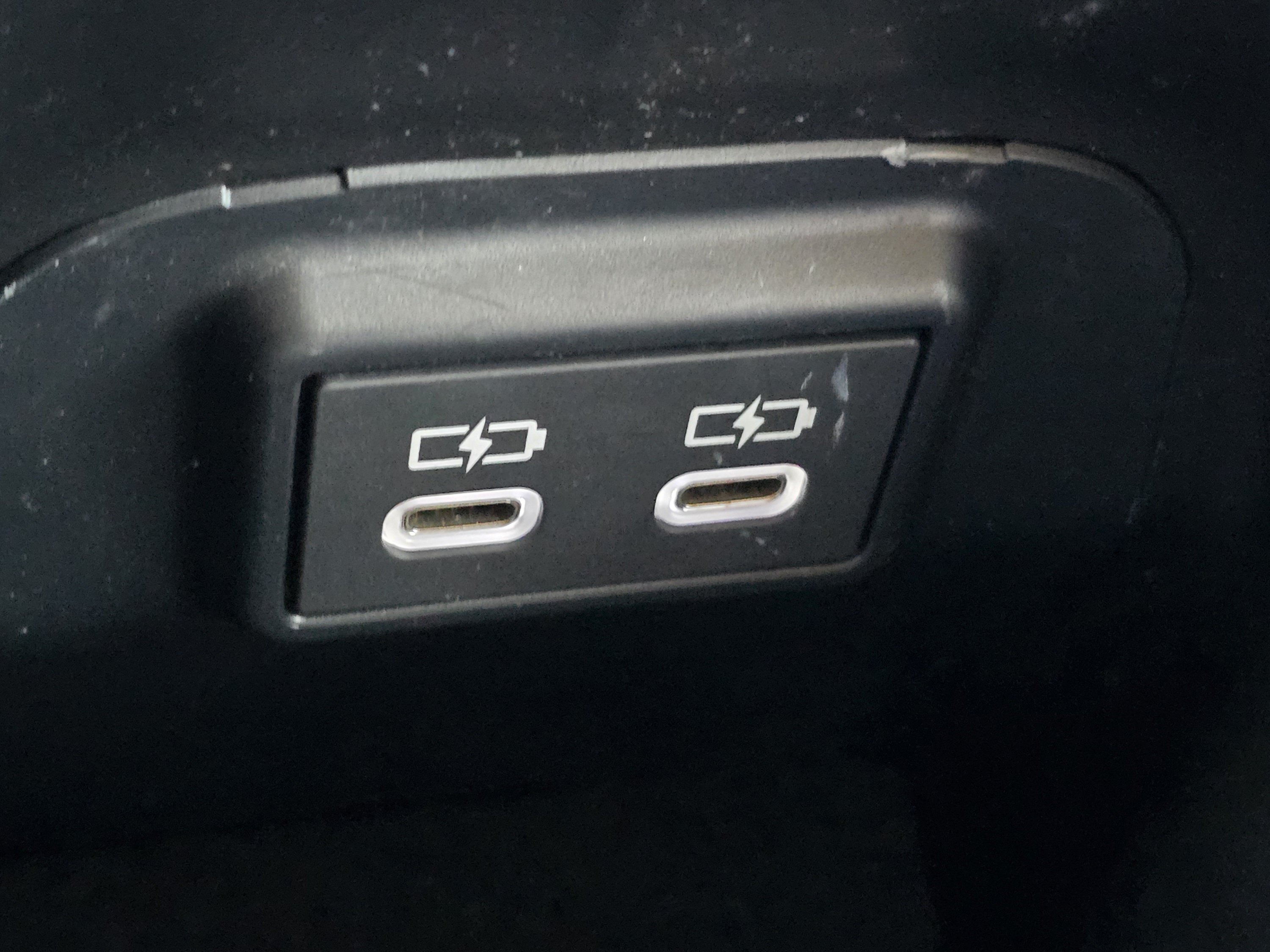Used 2025 Toyota RAV4 XLE AWD/4WD image 8